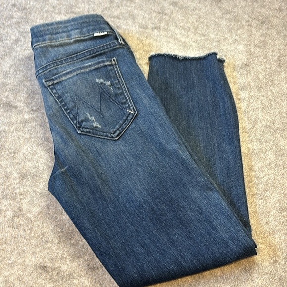 MOTHER Looker  Ankle Chew in Breaking the Law, Size 24. - Picture 5 of 14